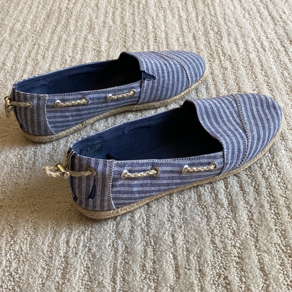 Nautica Striped Canvas Rutter Flats - Picture 2 of 11